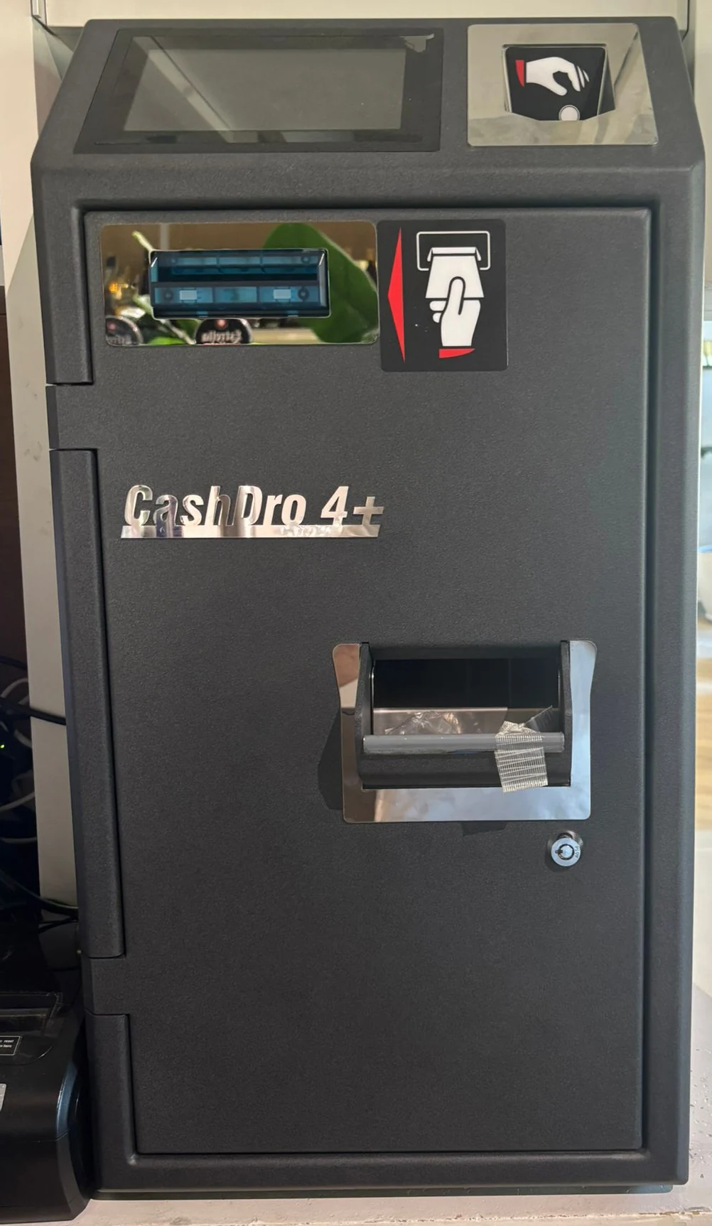 CashDro 4+ instalado en un bar de Jerez de la Frontera